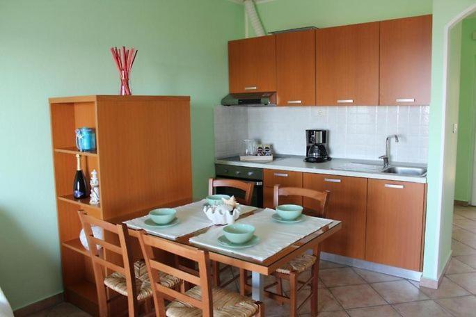 Apartments Ficur With Swimming Pool & Grill, Portorož Kültér fotó