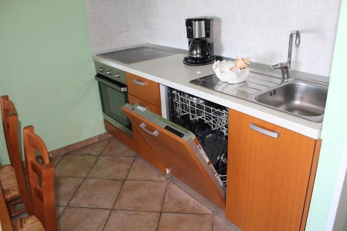 Apartments Ficur With Swimming Pool & Grill, Portorož Kültér fotó